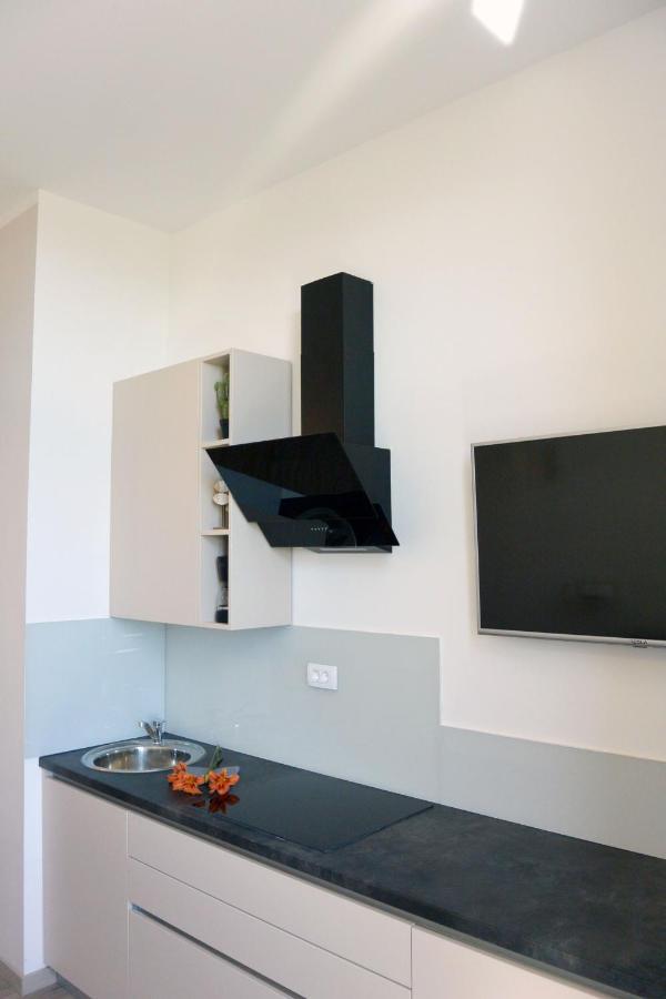 Center Vibes Lux Apartment Rijeka Luaran gambar