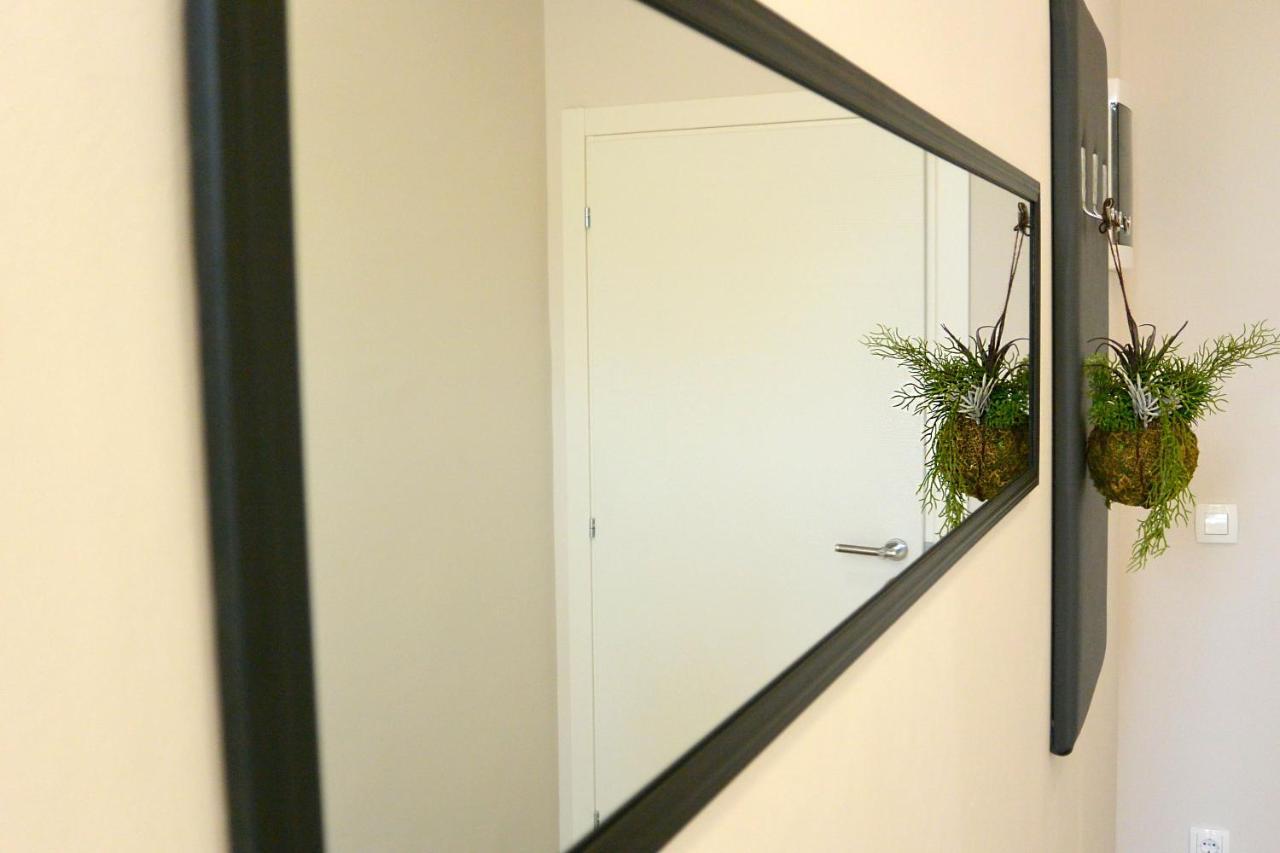 Center Vibes Lux Apartment Rijeka Luaran gambar