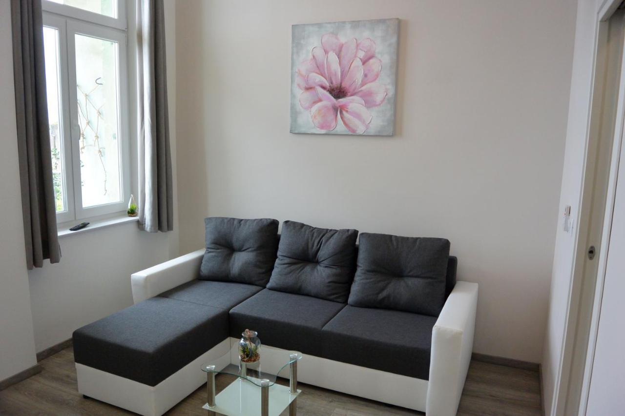 Center Vibes Lux Apartment Rijeka Luaran gambar