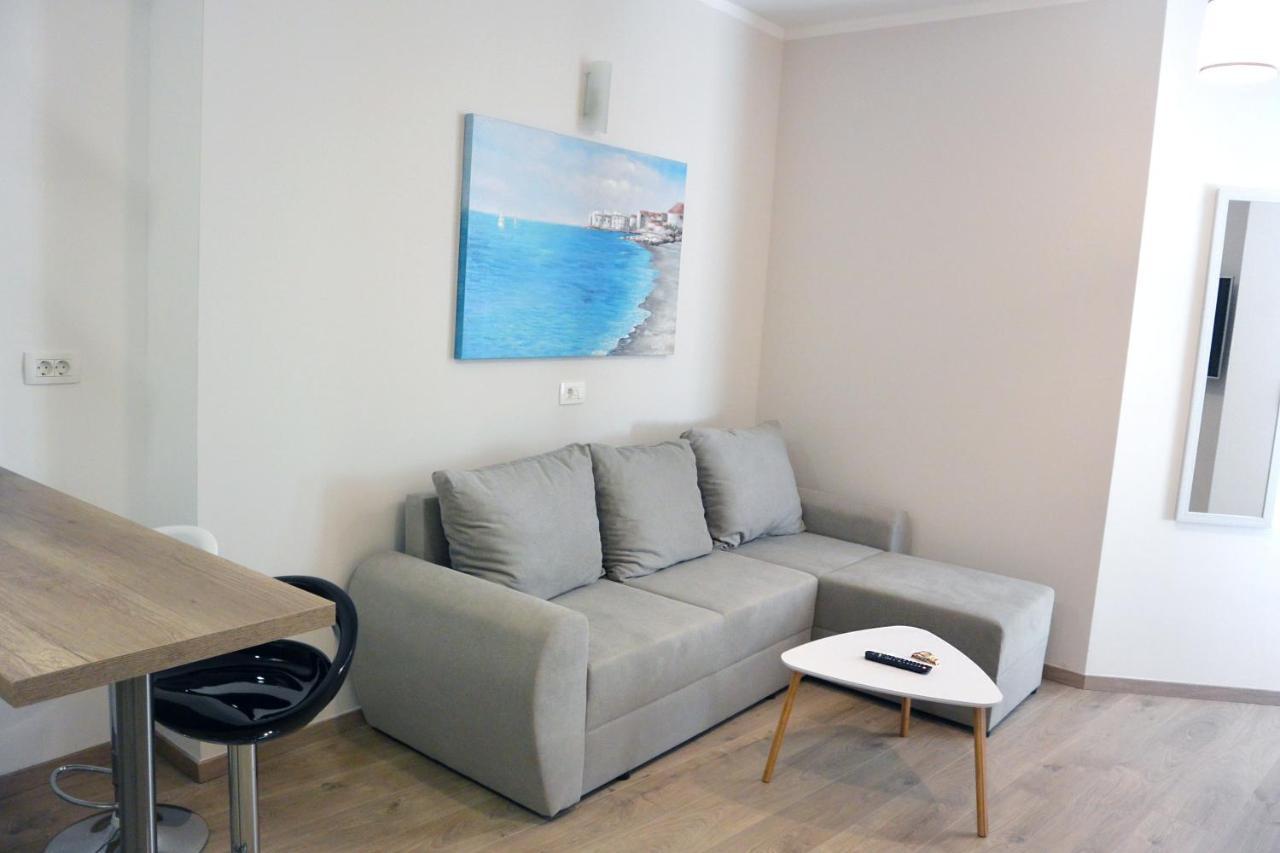 Center Vibes Lux Apartment Rijeka Luaran gambar